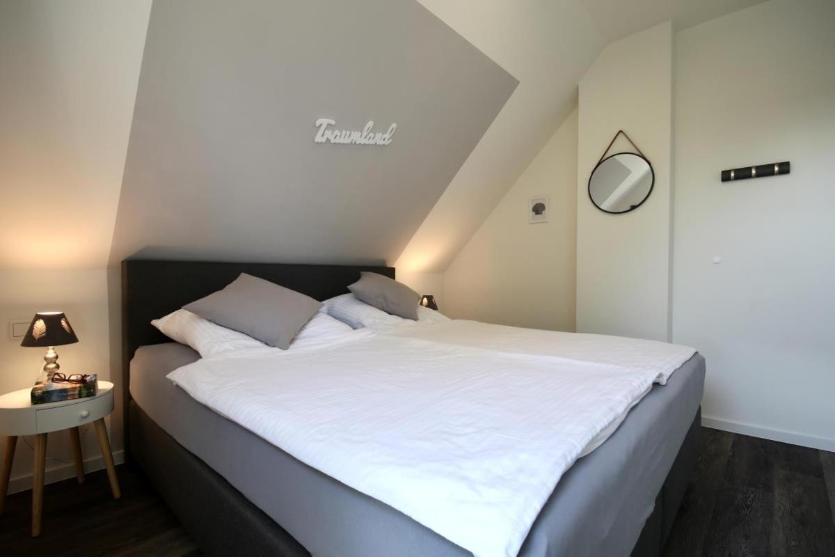 Am Kutterhafen 28 - Prielhuus Villa Fedderwardersiel Exteriör bild